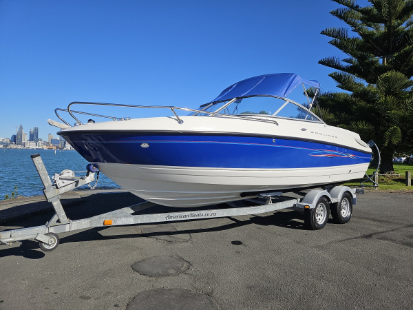 Bayliner 652