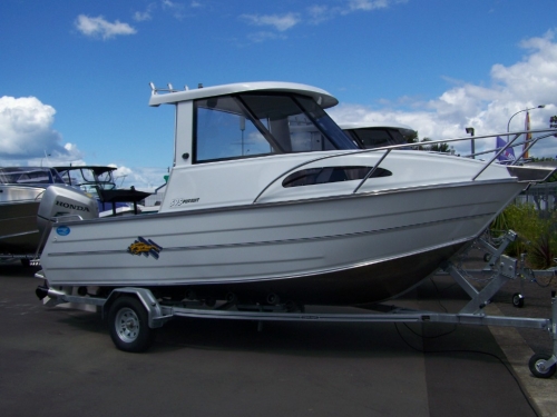 Fyran 595 Pursuit